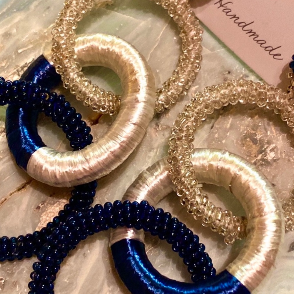 πΊπHPππΊ NWT Deepa Gurnani Beaded Triple Hoop Chandeliers - Picture 8 of 13